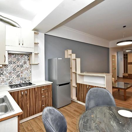 Rent Inn Yerevan On Chaykovski Street Exterior foto