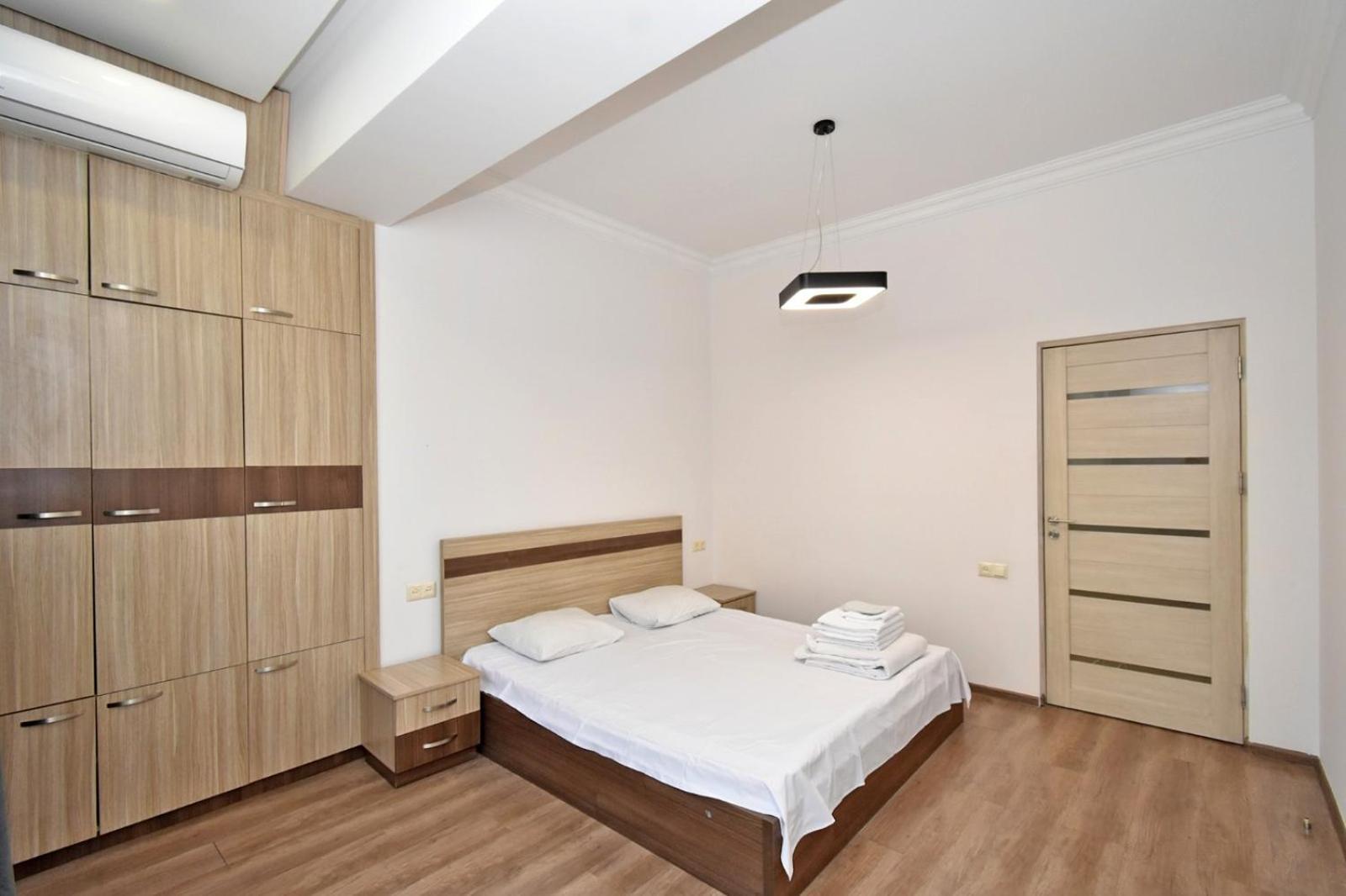 Rent Inn Yerevan On Chaykovski Street Exterior foto