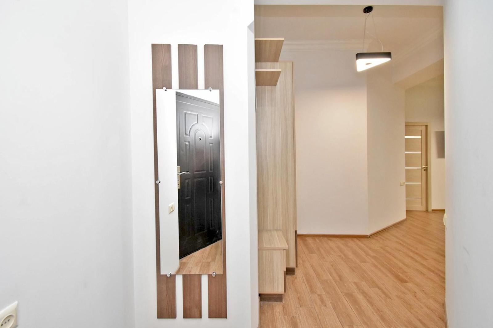 Rent Inn Yerevan On Chaykovski Street Exterior foto