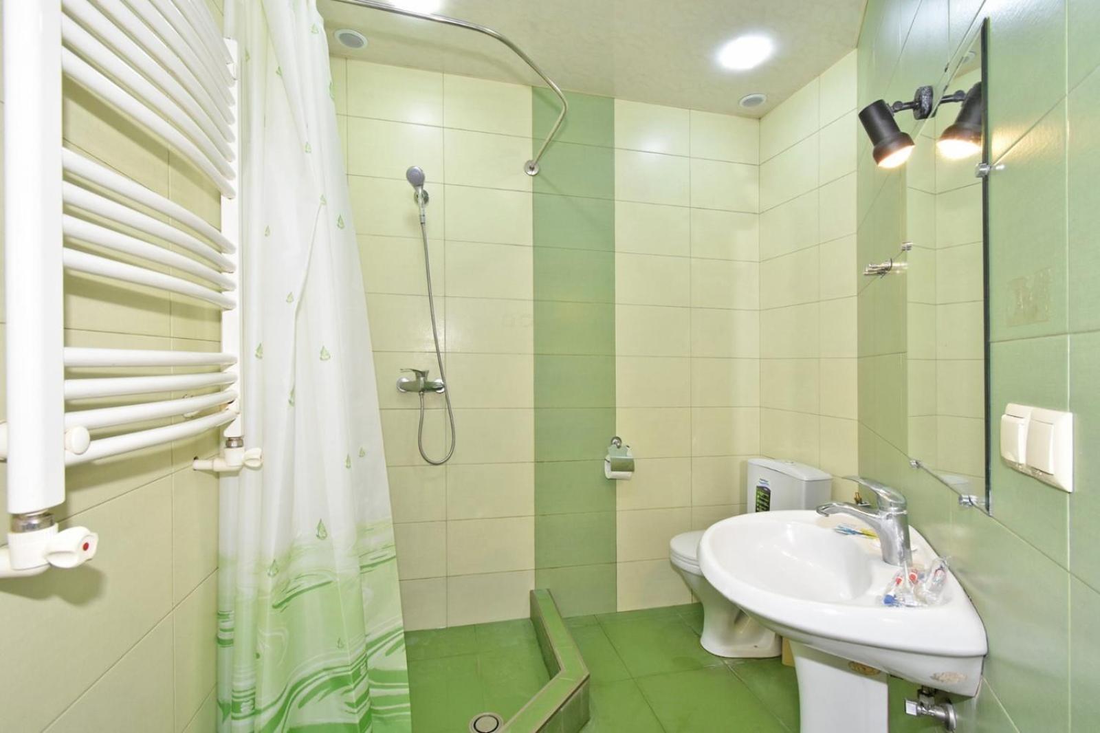 Rent Inn Yerevan On Chaykovski Street Exterior foto
