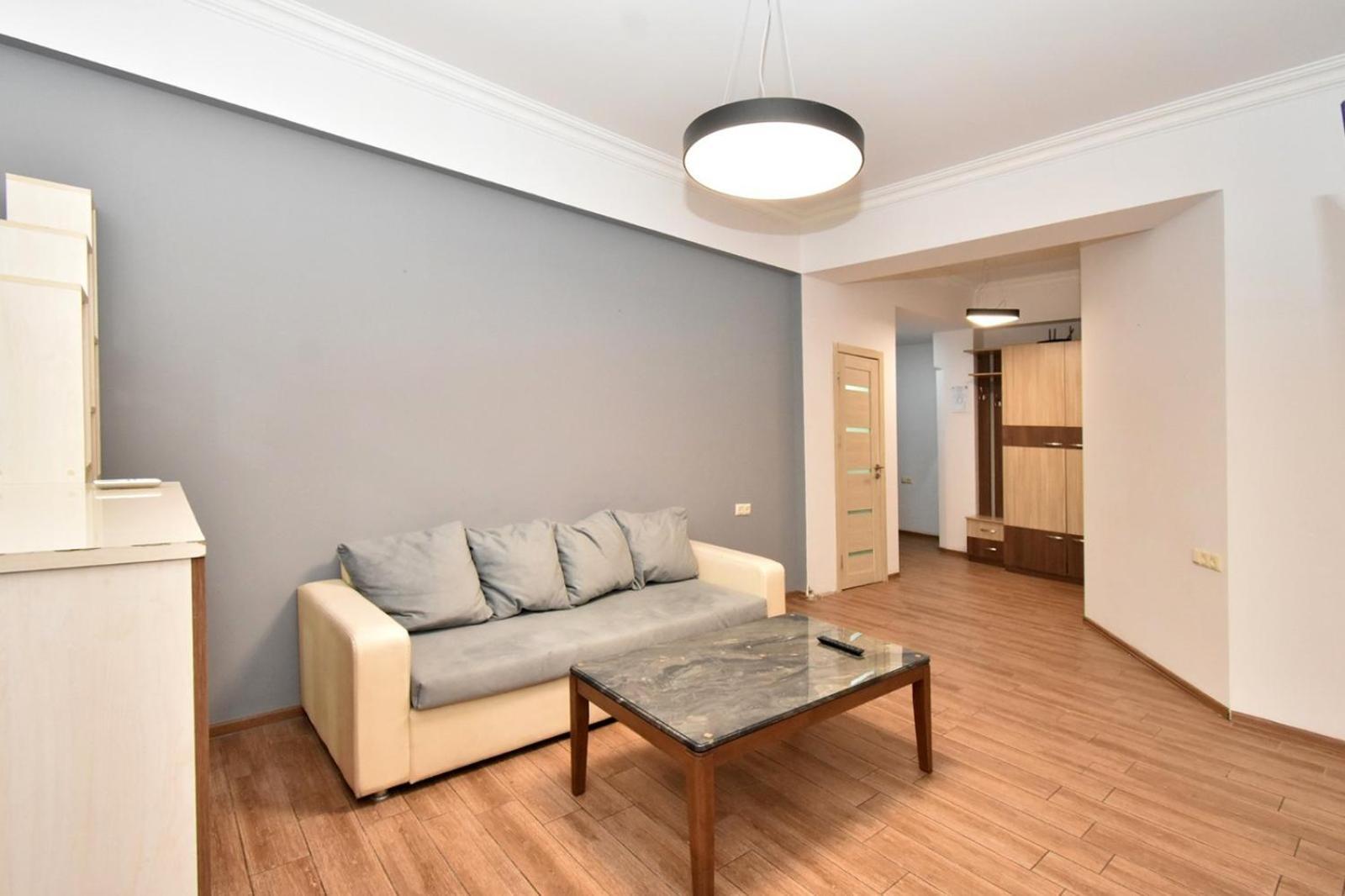 Rent Inn Yerevan On Chaykovski Street Exterior foto
