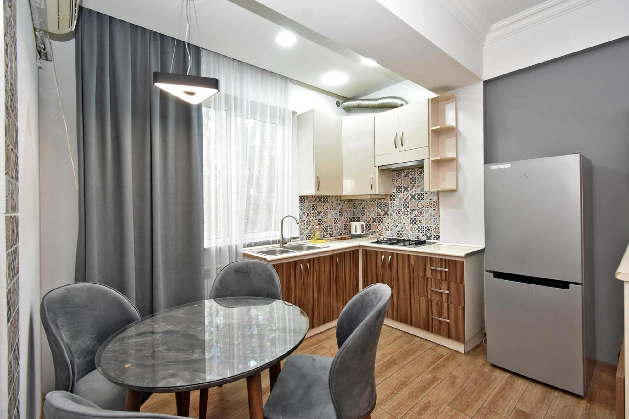 Rent Inn Yerevan On Chaykovski Street Exterior foto